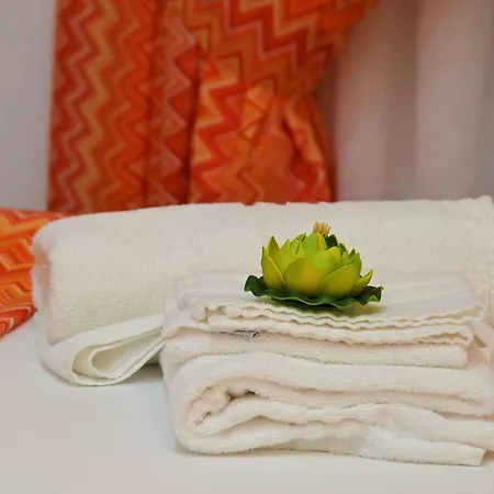 Cornelia Oda ve Kahvaltı Pompei