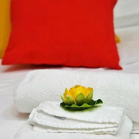 Oda ve Kahvaltı Cornelia 3*