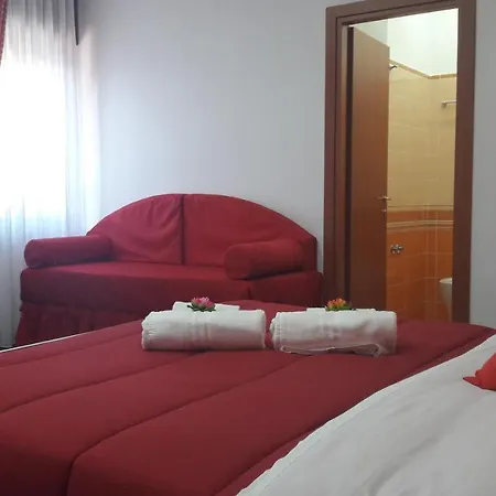 Oda ve Kahvaltı Cornelia