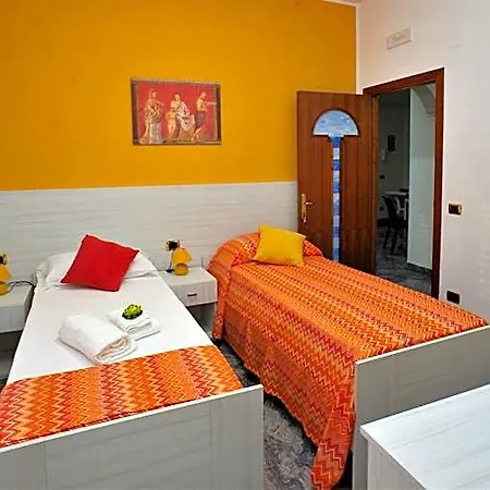 Cornelia 3* بومبيي